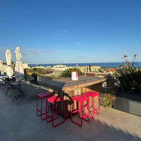 Apartment Palace - Rooftop Vue *