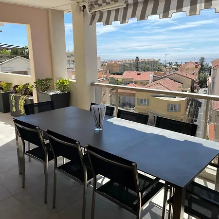 Palace - Rooftop Vue Apartment